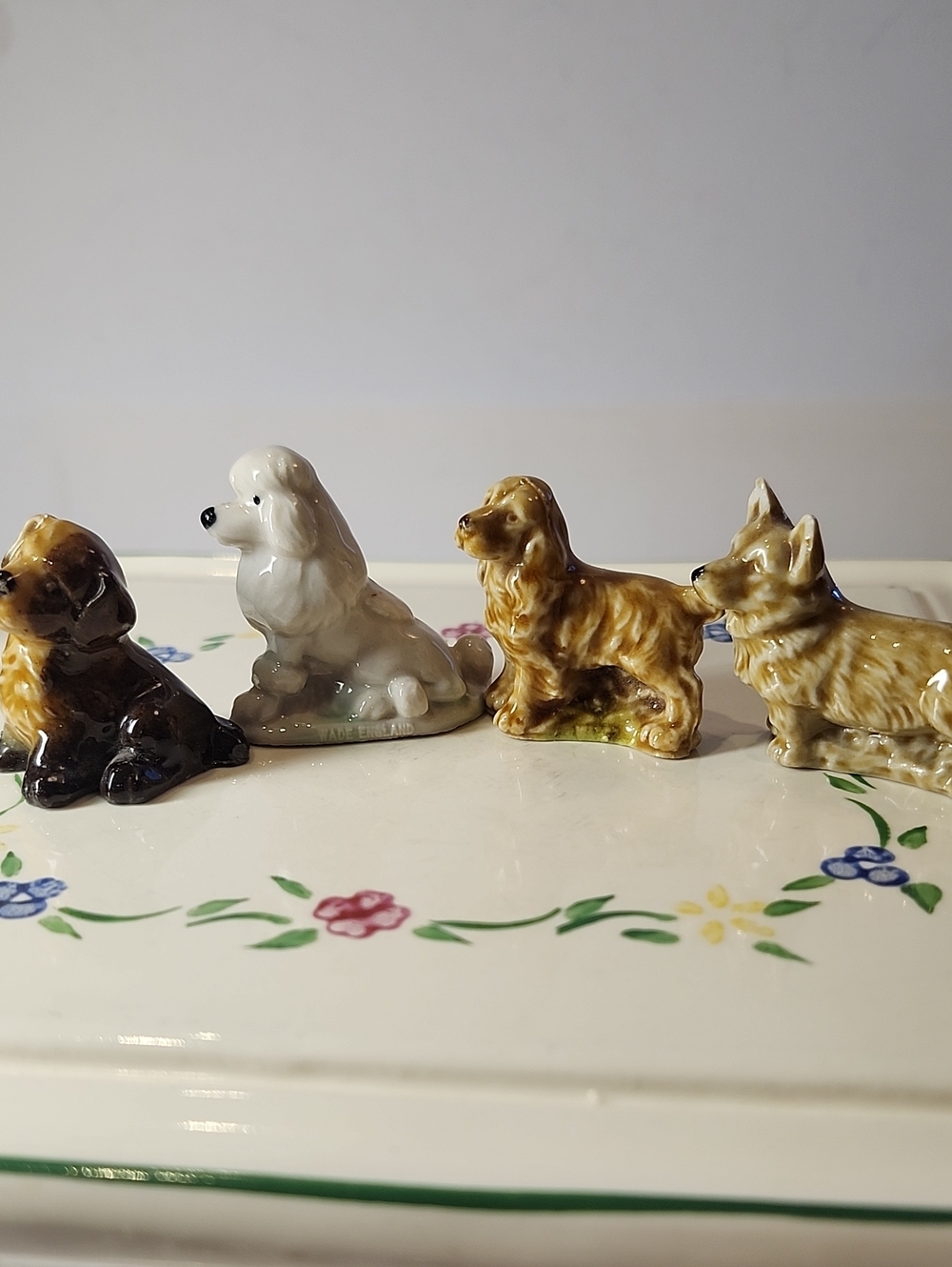 Wade England Figurine Ceramic Small Dog Figurine Set - Assorted Brown & White